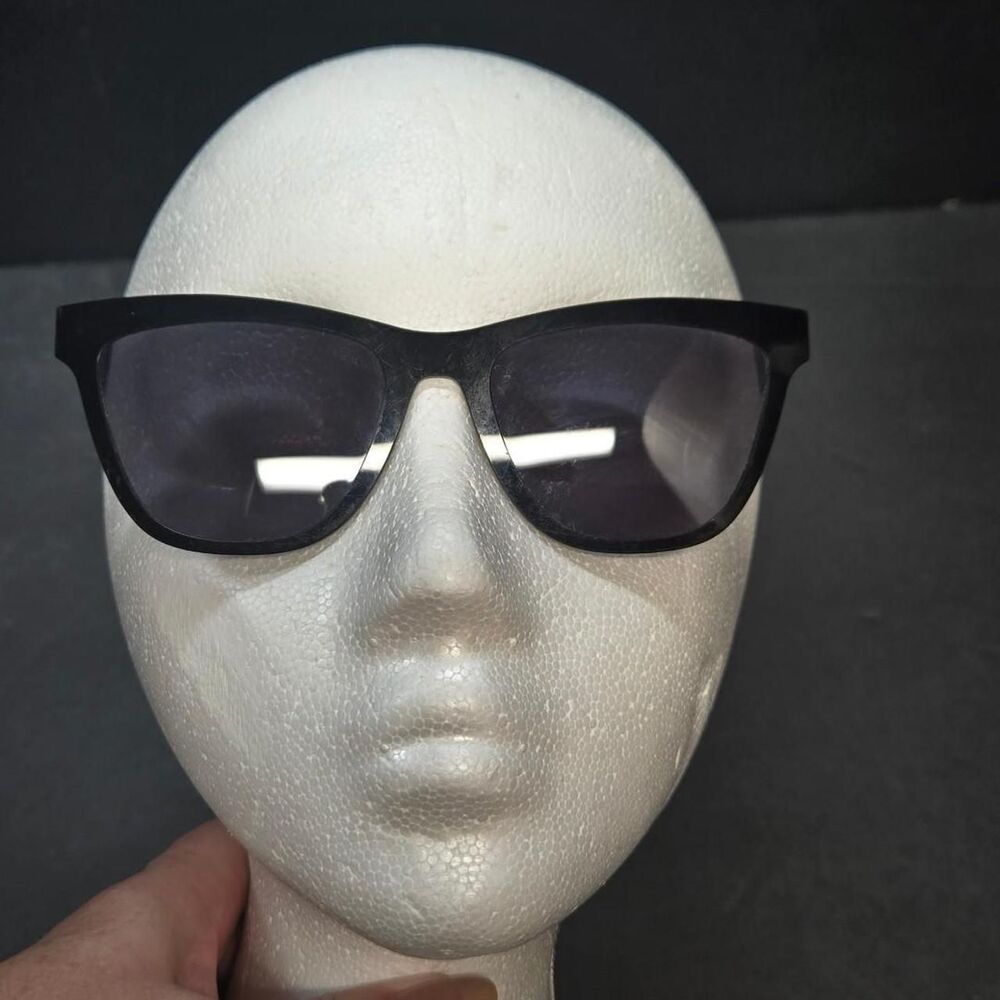 Women's Black Sunglasses